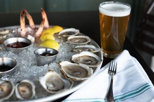 The World Is Your Oyster At The 16 Best Raw Bars In Boston