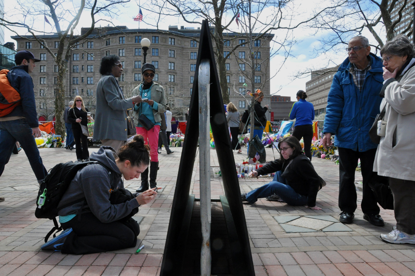 Visitors to the memorial leave their well-wishes for Boston. Photo by Regina Mogilevskaya