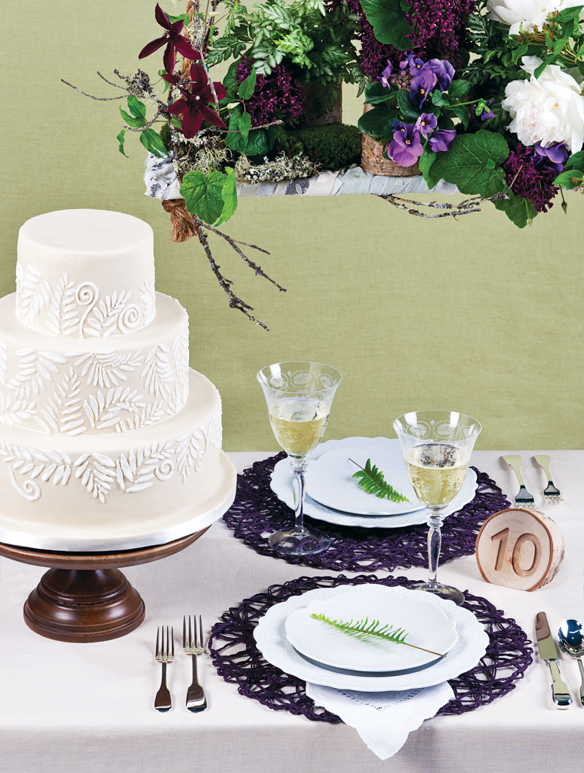 stationery-table-settings-cakes-pairings-3