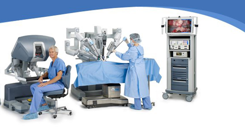 The da vinci robotic surgery system photo via Facebook. 