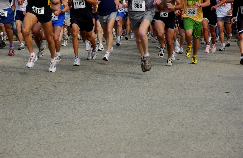5k Race image via Shutterstock.