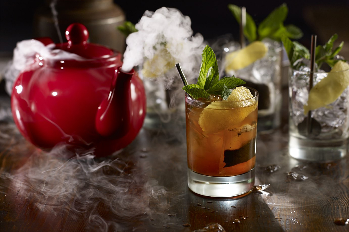 Craft Cocktails Go Mainstream At Earls Kitchen Bar
