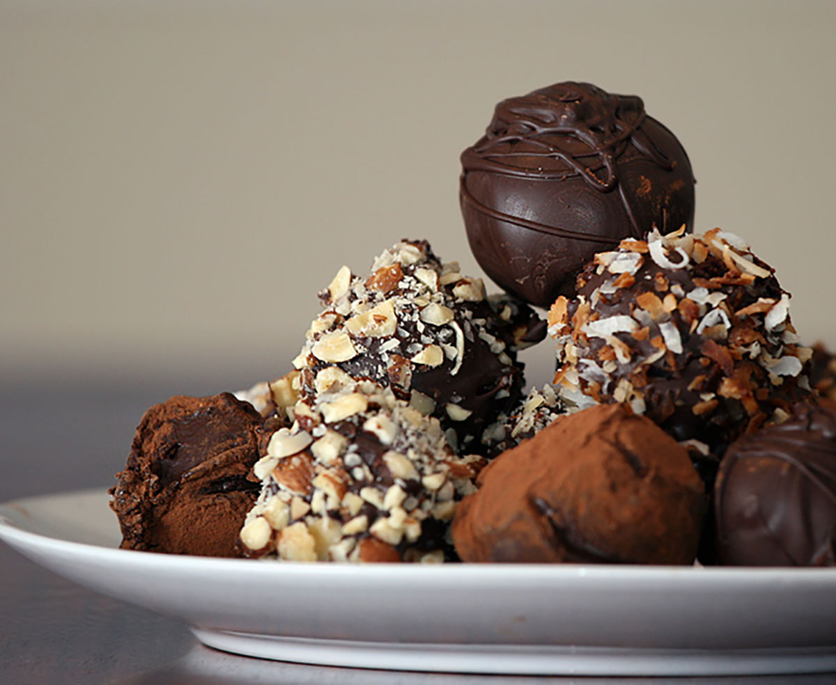 Chocolate truffle photo via David Leggett/flickr