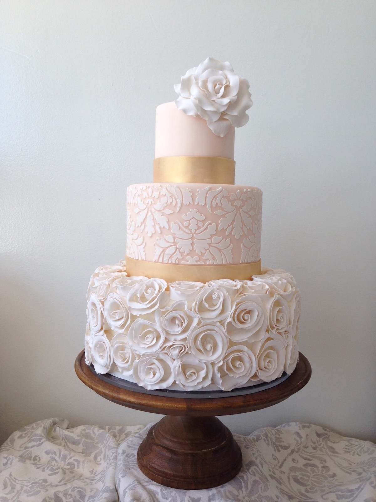 Textured Wedding  Cake  Ideas  from Boston