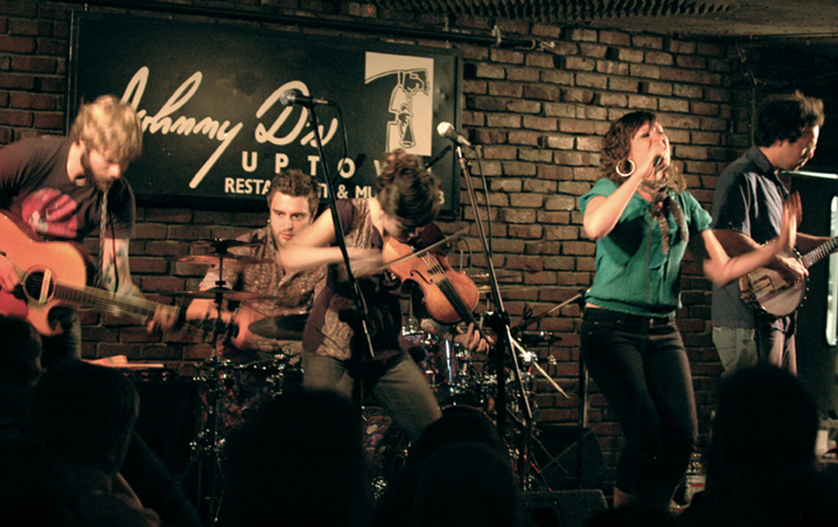 The Duhks at Johnny D's by Sooz on Flickr.