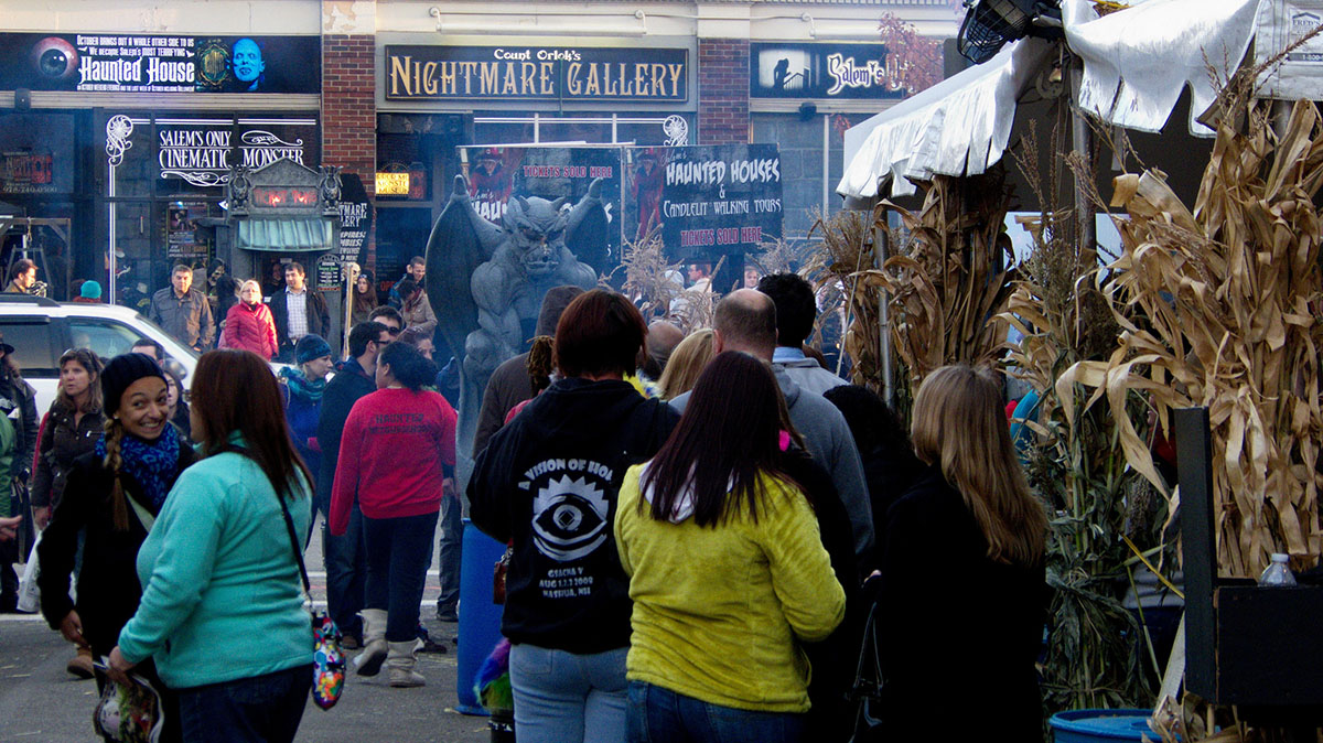 Halloween Salem: Derby Street crowd photo