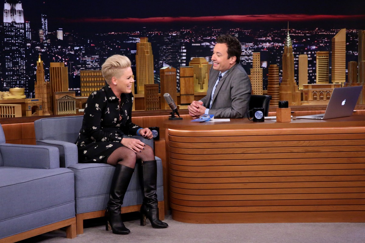 THE TONIGHT SHOW STARRING JIMMY FALLON -- Episode 0377 -- Pictured: (l-r) Musician Pink during an interview with host Jimmy Fallon on November 30, 2015 -- (Photo by: Douglas Gorenstein/NBC)