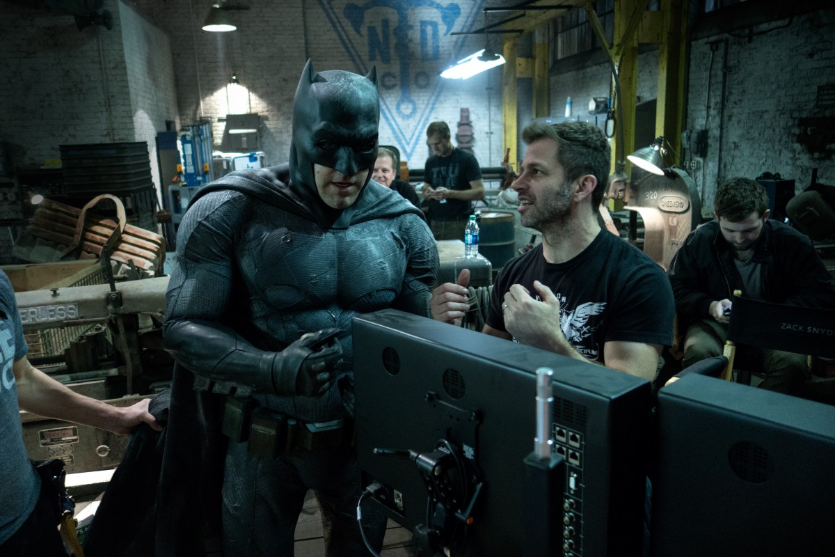 BVS-00548-CC Film Name: BATMAN V SUPERMAN: DAWN OF JUSTICE Copyright: © 2016 WARNER BROS. ENTERTAINMENT INC., RATPAC-DUNE ENTERTAINMENT LLC AND RATPAC ENTERTAINMENT, LLC Photo Credit: Clay Enos/ TM & © DC Comics Caption: (L-r) BEN AFFLECK and director ZACK SNYDER on the set of Warner Bros. Pictures' action adventure "BATMAN v SUPERMAN: DAWN OF JUSTICE," a Warner Bros. Pictures release.