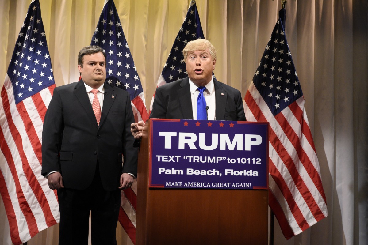 SATURDAY NIGHT LIVE -- "Jonah Hill" Episode 1697 -- Pictured: (l-r) Bobby Moynihan as Governor Chris Christie and Darrell Hammond as Donald Trump during the "CNN Election Center Cold Open" sketch on March 5, 2016 -- (Photo by: Dana Edelson/NBC)