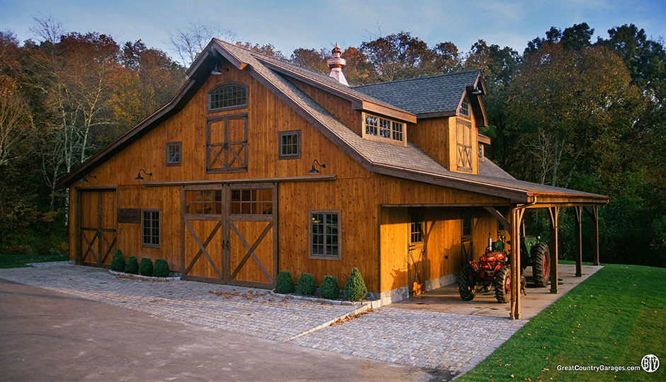 Ask the Outdoor Living Experts: What Makes a Masterful Barn, Garage or Storage Shed Builder?
