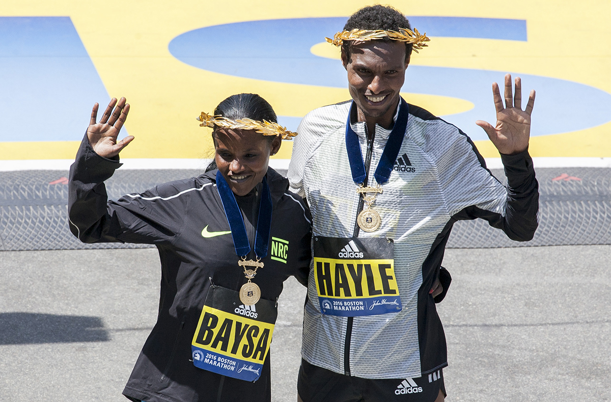 boston marathon 2016 finish line photos