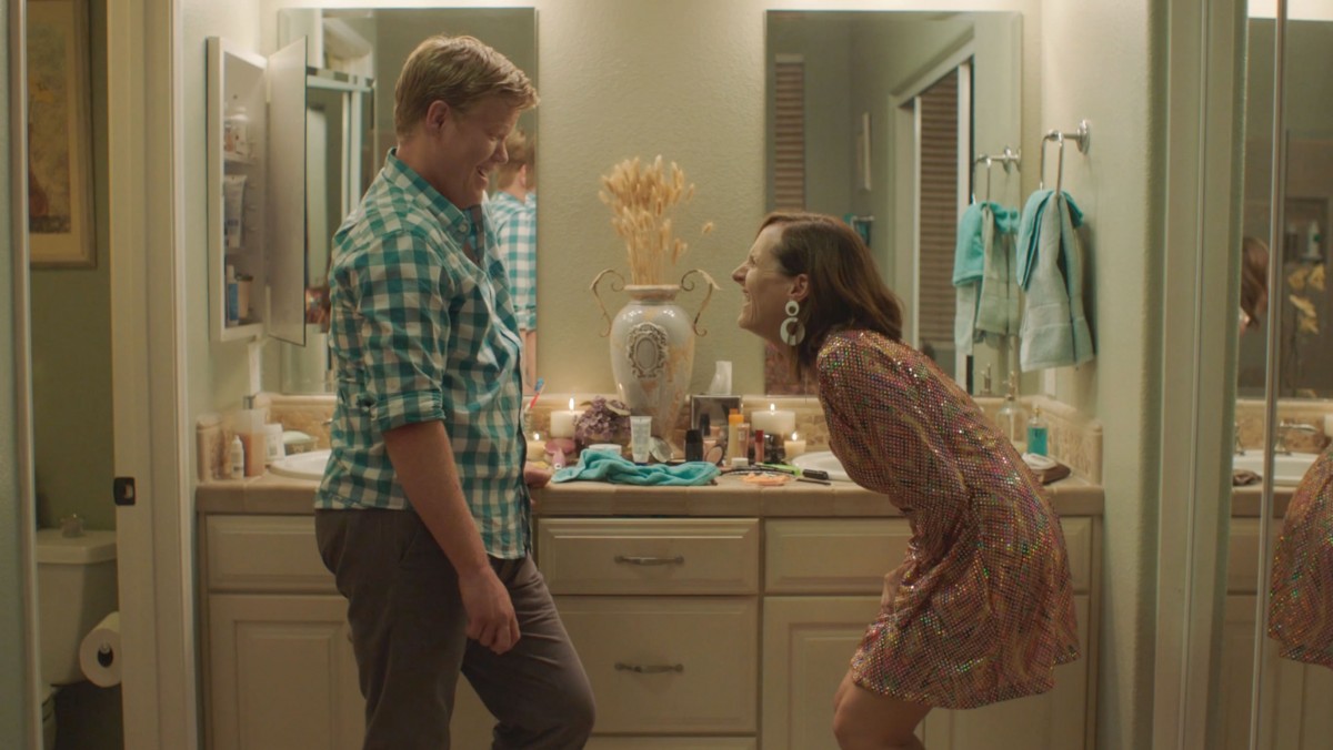 Jesse Plemons and Molly Shannon