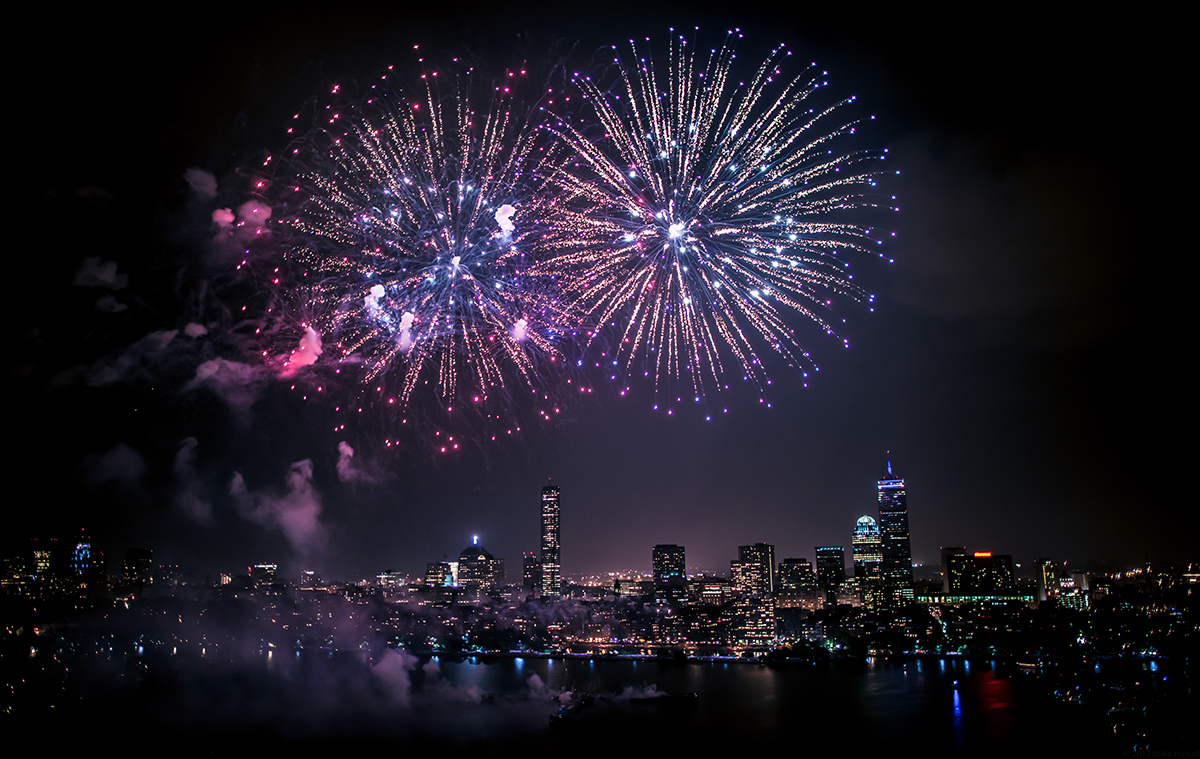boston skyline fireworks; free things to do in boston july