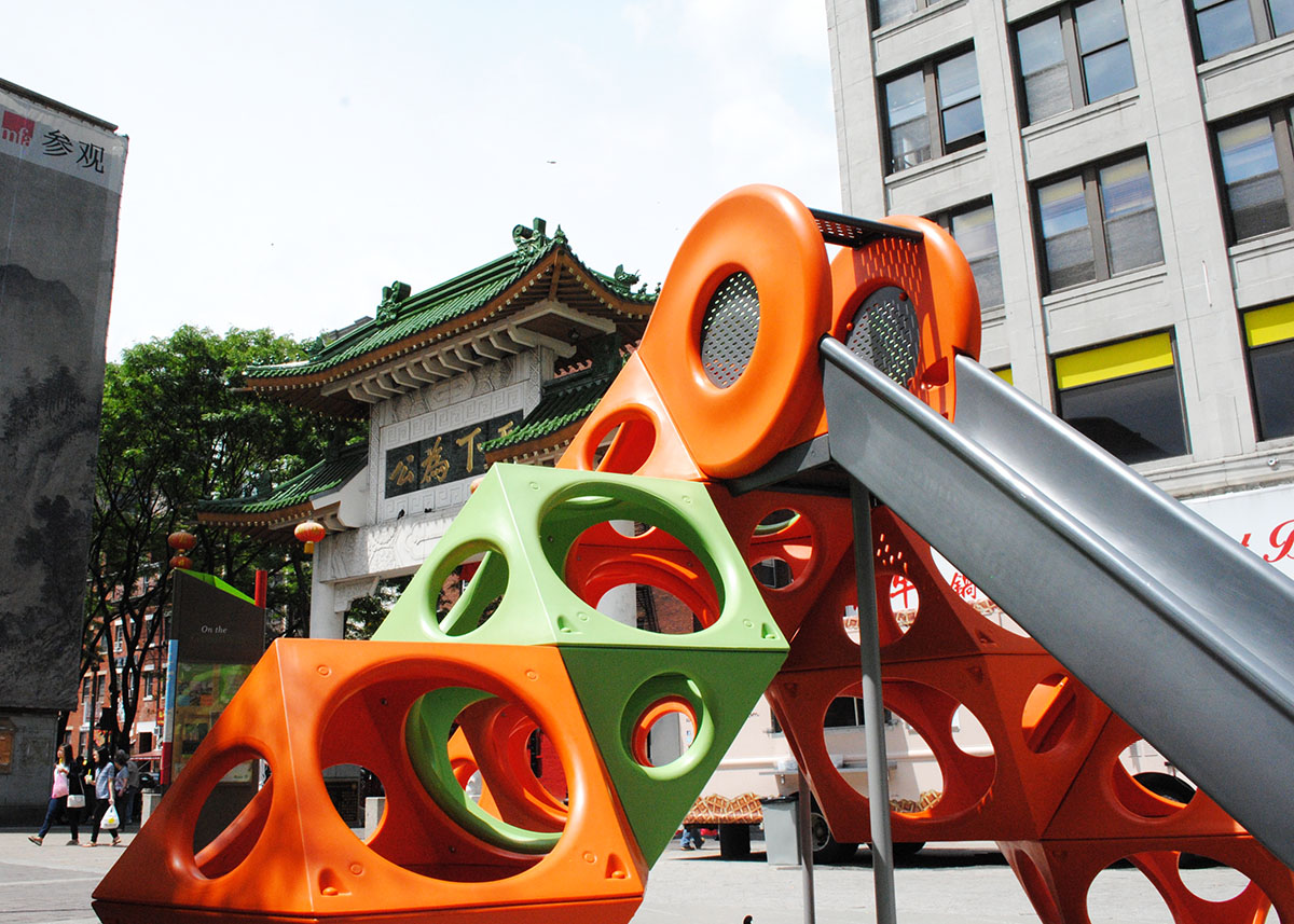PlayCubes in Chinatown / Photo by Madeline Bilis