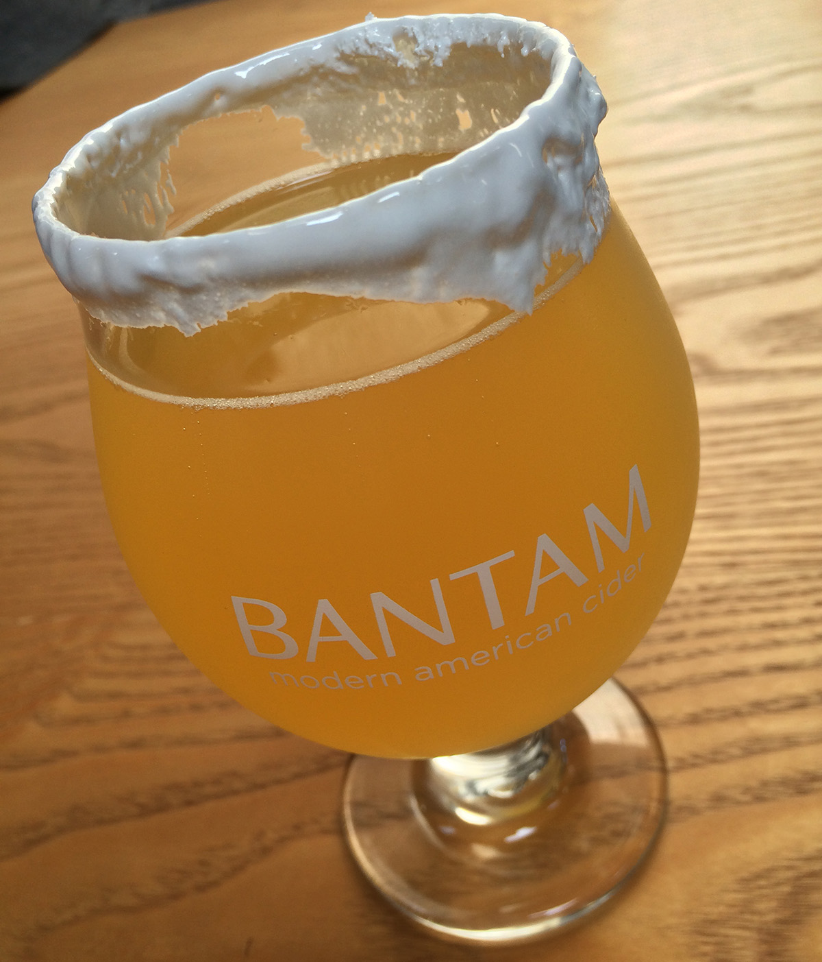 Fluff-rimmed Bantam Cider