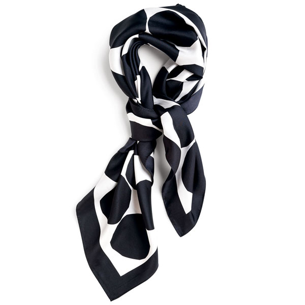 Graphic Content: Black-and-White Accessories for Spring