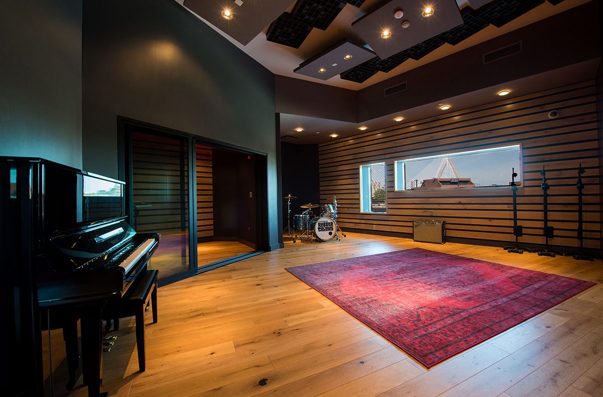 Converse Rubber Tracks' Boston Studio 