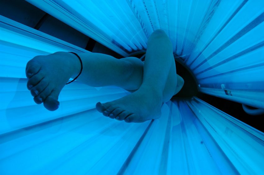 How Bad Is Lying In The Tanning Bed at Dannie Herr blog