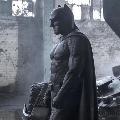 Ben Affleck Looks Fierce in New 'Batman v Superman' Photo