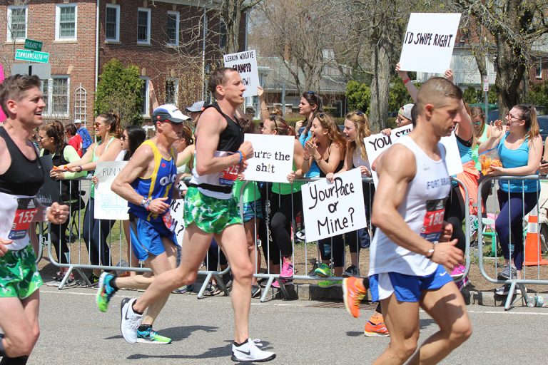 Ten Best Boston Marathon Signs That #NailedIt
