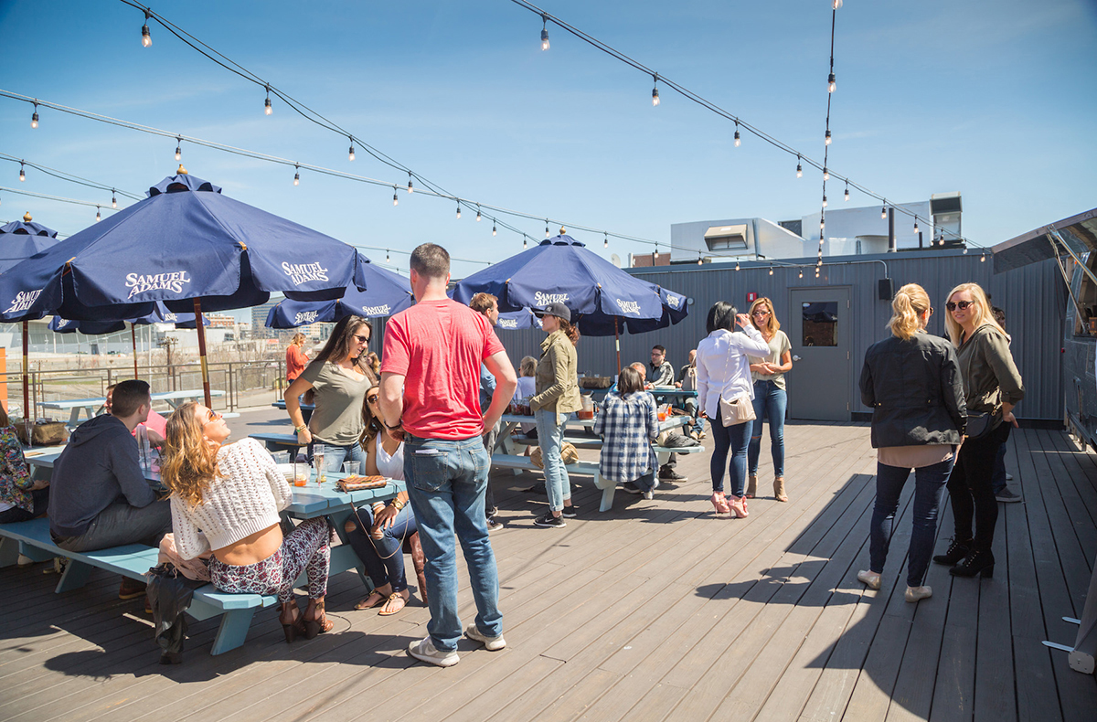 Coppersmith-outdoor-dining-patio-deck-al-fresco