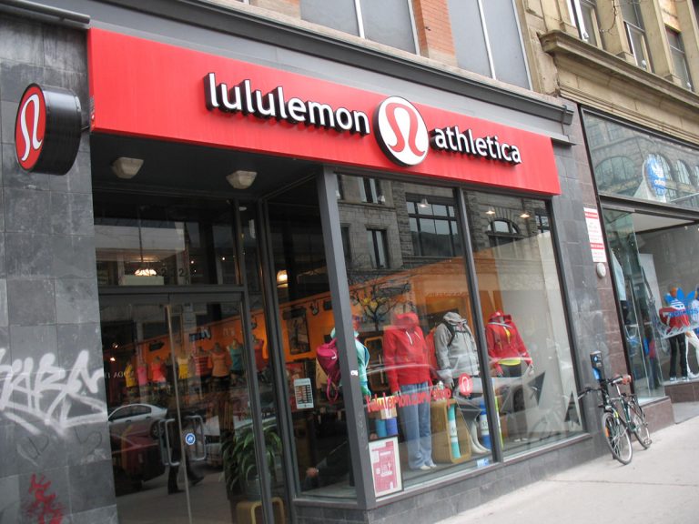 lululemon-is-the-most-popular-clothing-store-in-mass