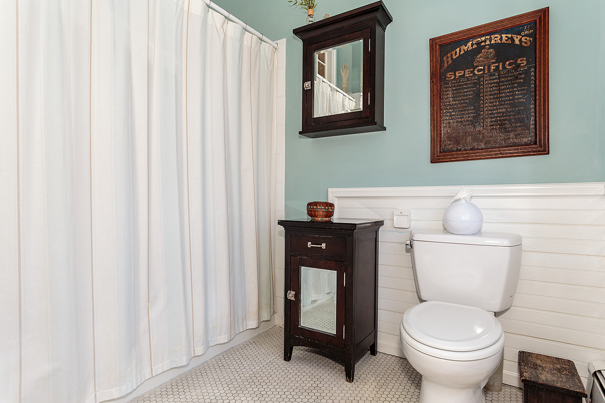 Photo courtesy of Coldwell Banker Residential Brokerage