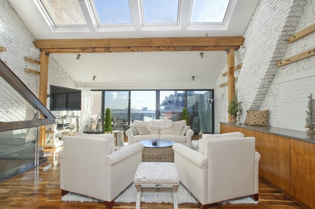 Photo courtesy of CL Waterfront Properties
