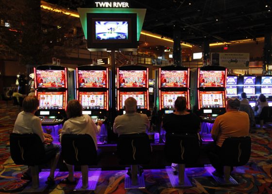 casino workers to strike