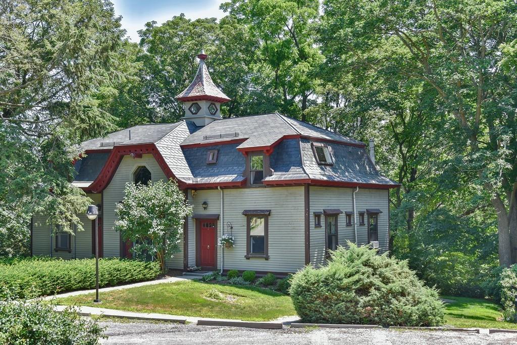 carriage house arboretum