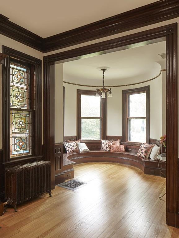 On the Market: A Queen Anne Manse in Cambridge
