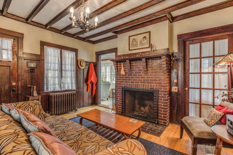 On the Market: A Craftsman Bungalow by Quincy Bay