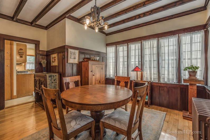 On the Market: A Craftsman Bungalow by Quincy Bay