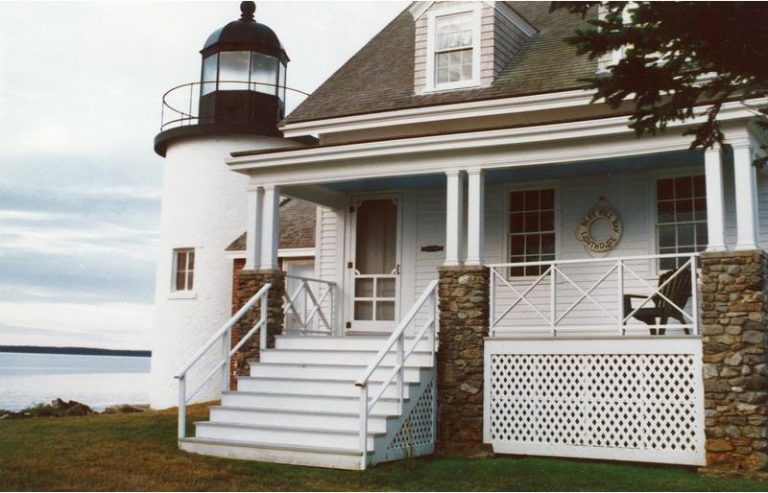 There S A Private Island With A Lighthouse For Sale In Maine   Lighthouse For Sale Maine 10 768x493 