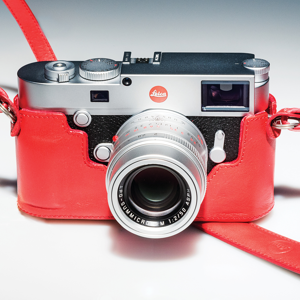 M10M W/50 APO and custom LV strap. : r/Leica