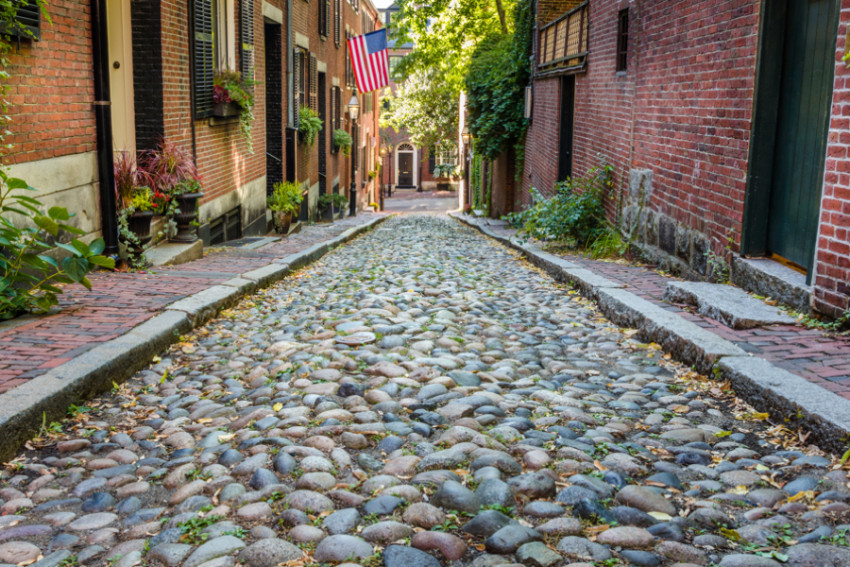 There Was a Brutal Water Main Break in Beacon Hill