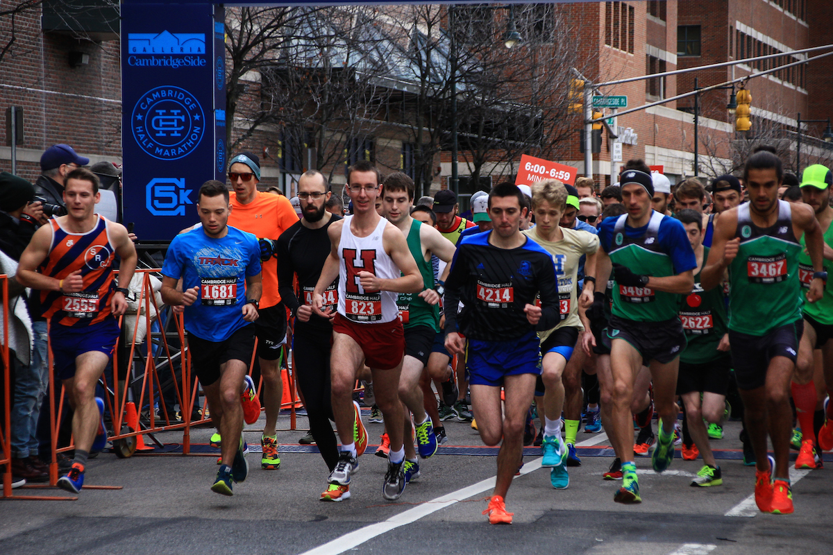 Runners in the Cambridge Half Marathon