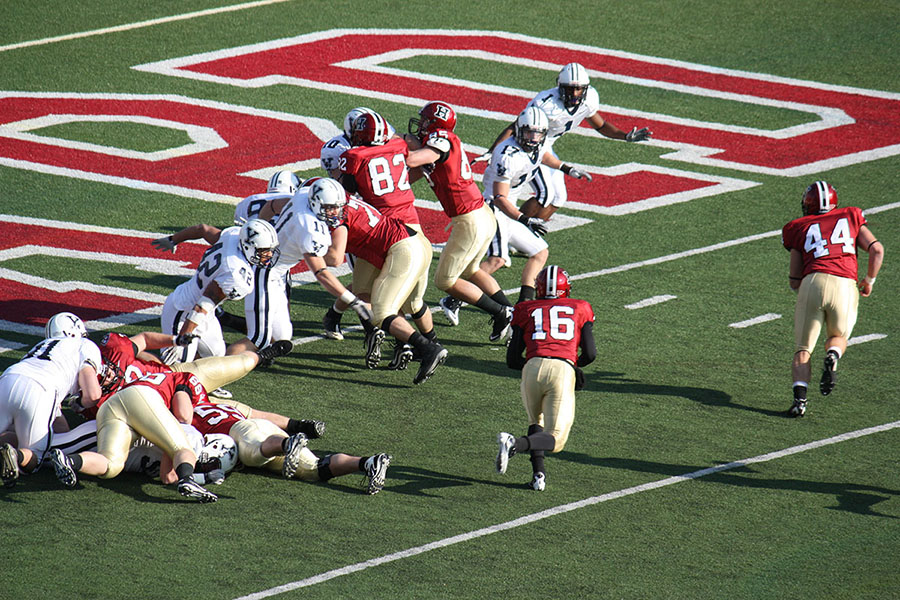 Harvard and Yale play football