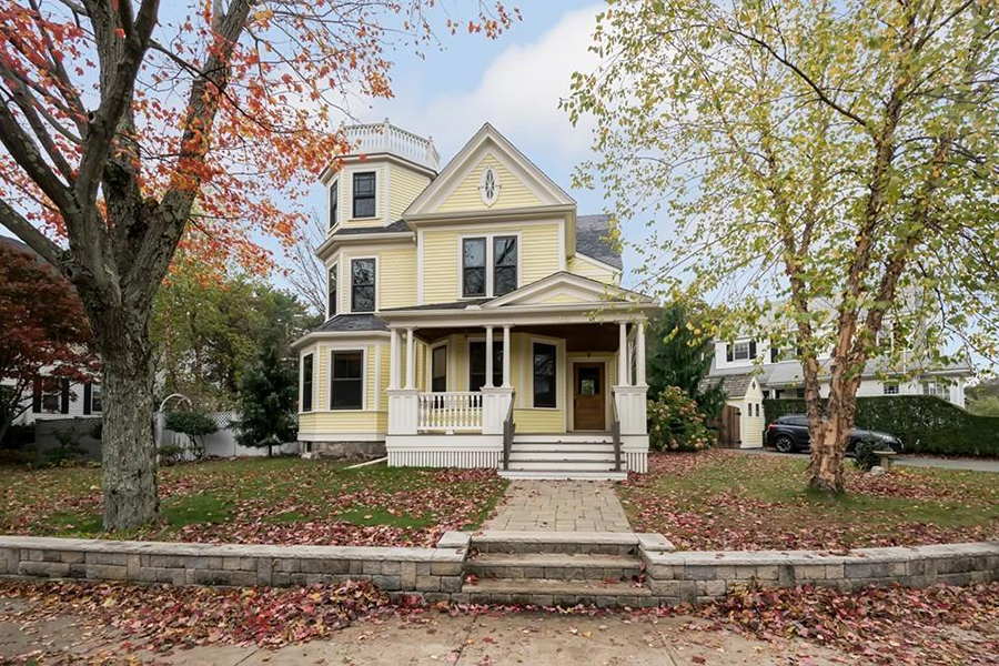 On the Market: A Queen Anne Victorian in Melrose