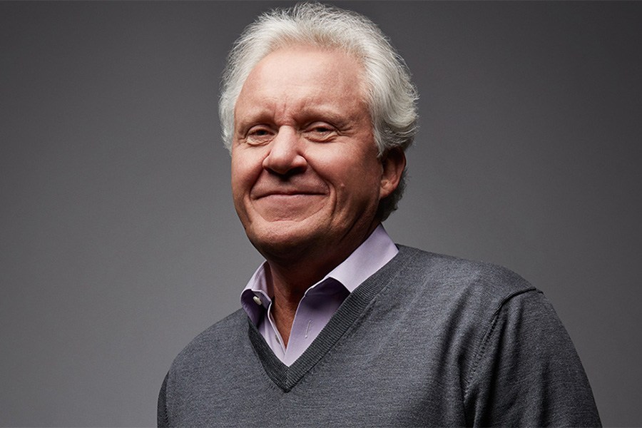 Jeff Immelt smiles in a portrait