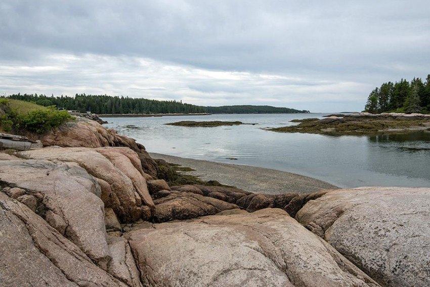 On The Market: A Seaside Farmhouse In Maine