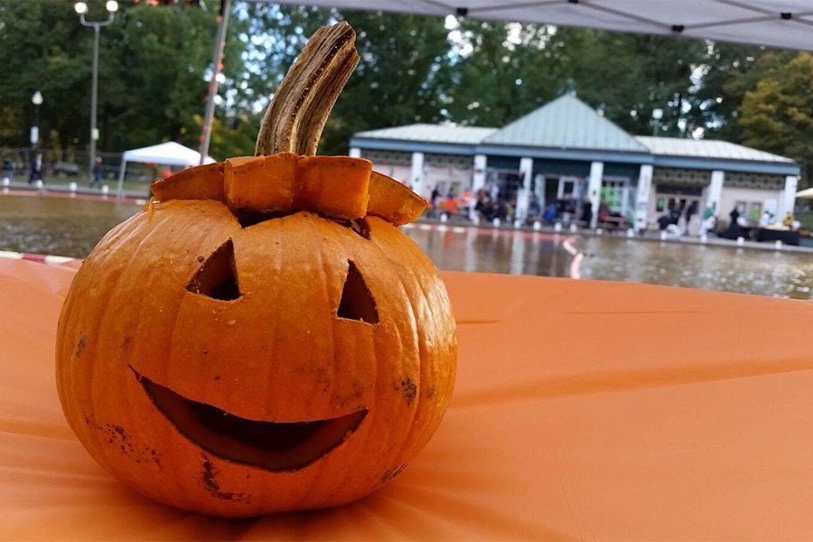halloween events pumpkin float