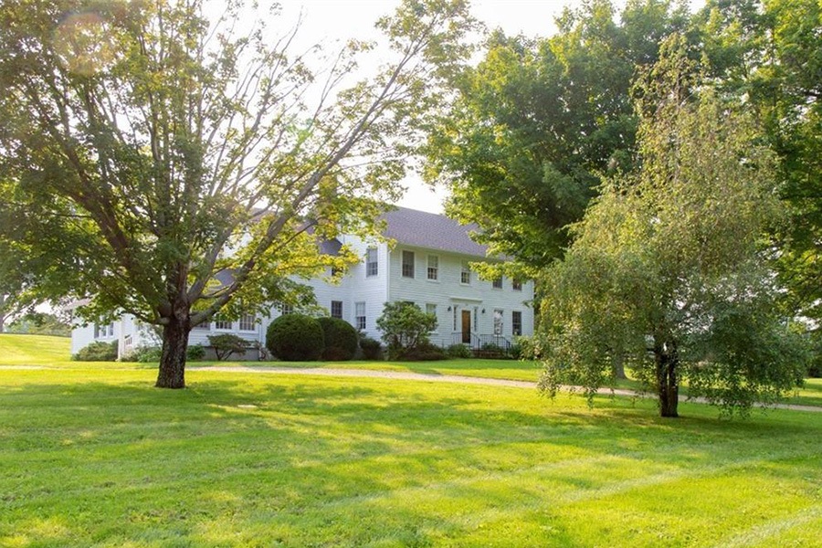 Five Beautiful Old Farm Houses for Sale in Connecticut