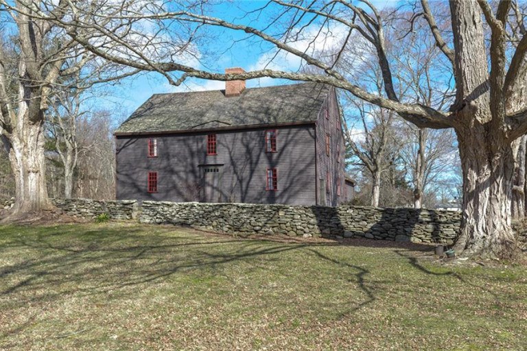 Five Beautiful Old Farm Houses for Sale in Connecticut