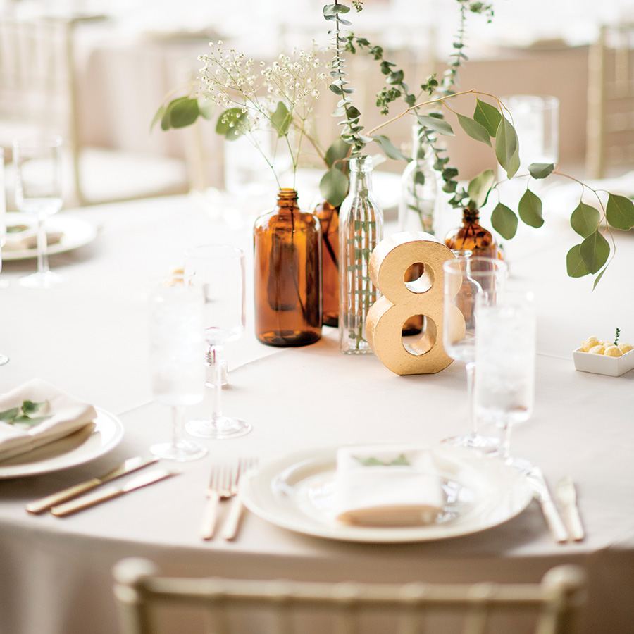 tablescape at ICA wedding