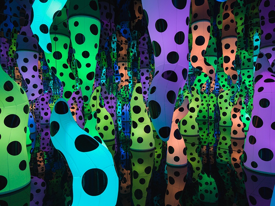 You Can Finally See Kusama S Infinity Mirror Room At The Ica