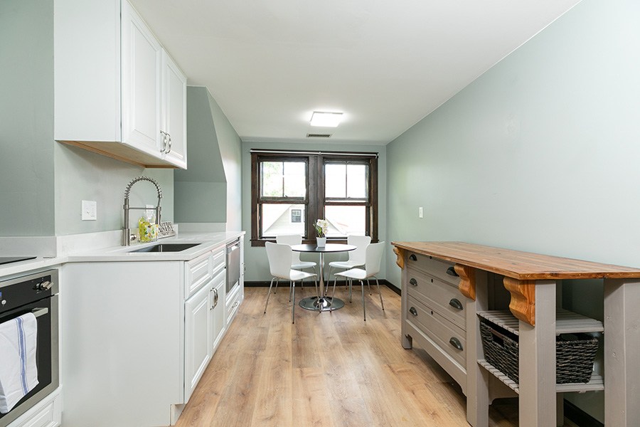 Bungalow co-living in Boston
