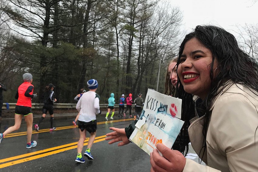 What It’s Like to Experience the Marathon from Wellesley’s Scream Tunnel