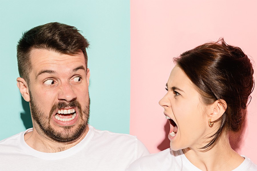 woman and man arguing