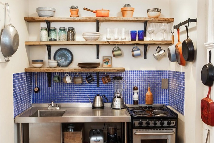 firehouse kitchen backsplash